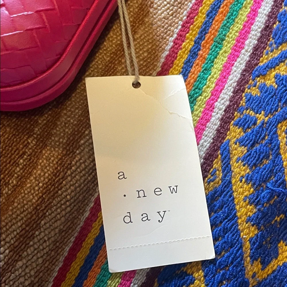 a new day Pink Woven Clutch with Polished Frame - Picture 10 of 10